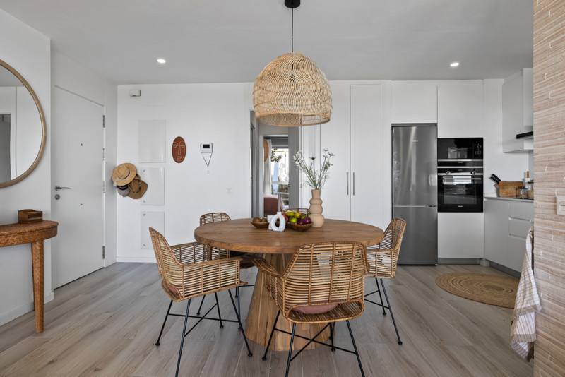 Comfort & Style: Ground Floor Apartment for Long-Term Rent in Cancelada