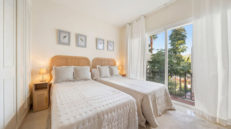 Middle Floor Apartment for Long-Term Rent in Atalaya