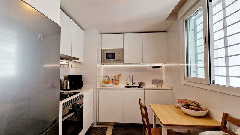 Stylish Middle Floor Apartment for Sale in Nueva Andalucía