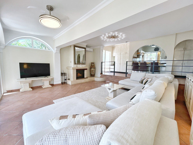 Comfort & Lifestyle: Semi-Detached House for Long-Term Rent in Mijas Costa