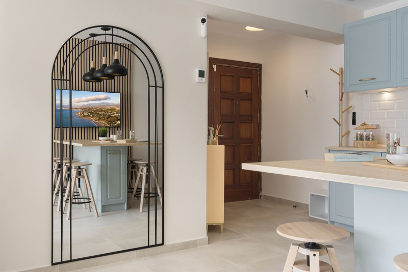 Live Marbella: Middle Floor Apartment for Long-Term Rental