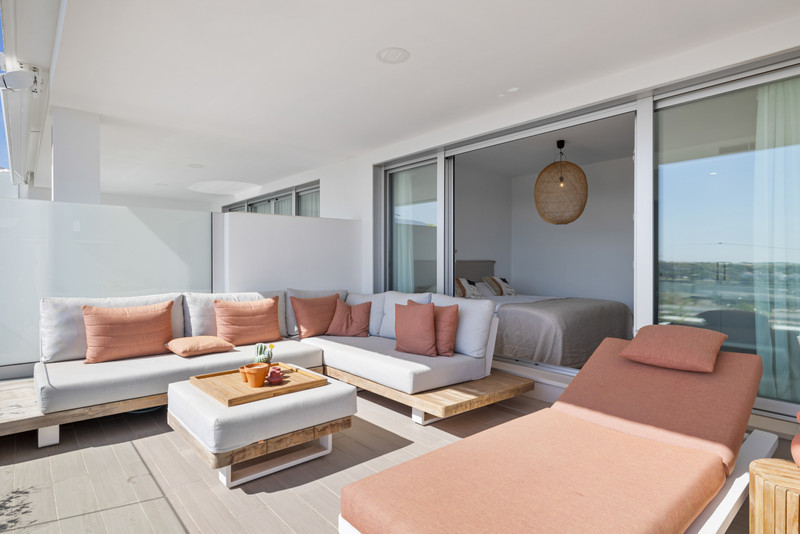 Attractive Ground Floor Apartment for Long-Term Rental in Cancelada