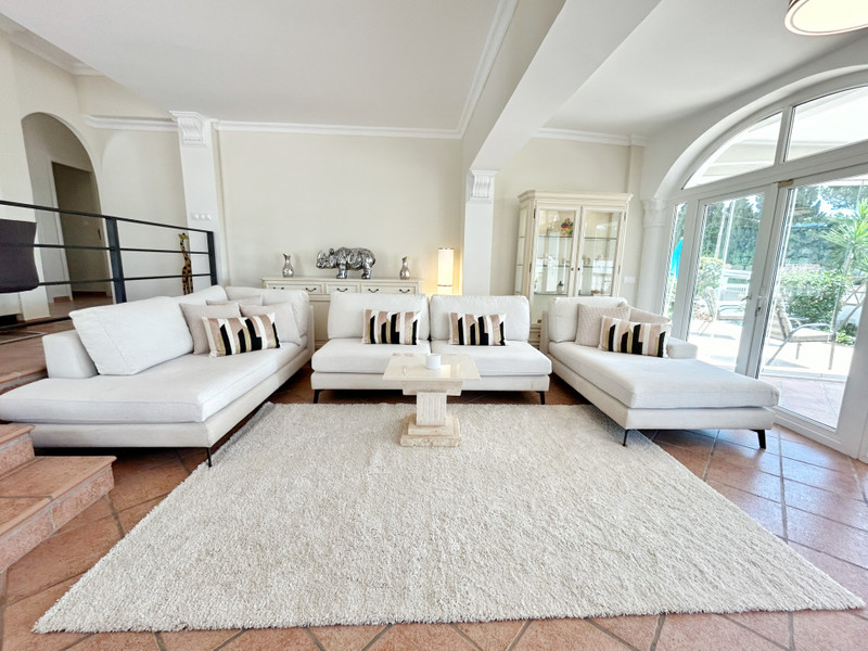 Comfort & Lifestyle: Semi-Detached House for Long-Term Rent in Mijas Costa