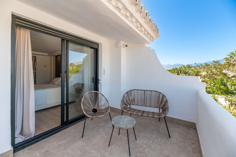 Elegant Townhouse for Long-Term Rent in Nueva Andalucía