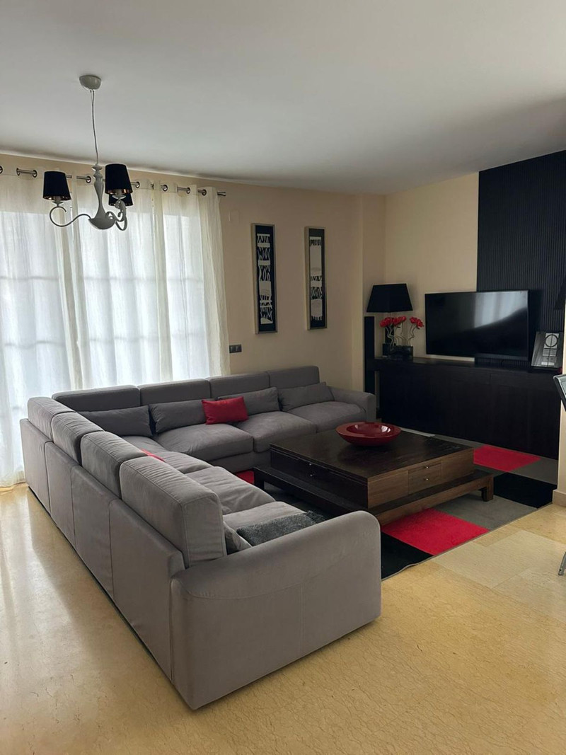 Exclusive Villa for Long-Term Rental in Atalaya