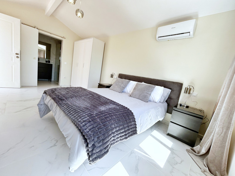 Comfort & Lifestyle: Semi-Detached House for Long-Term Rent in Mijas Costa