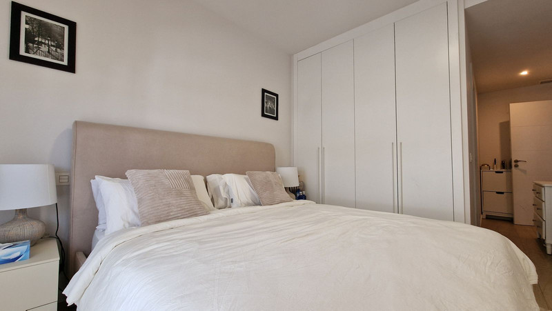 Stylish Middle Floor Apartment for Sale in Nueva Andalucía