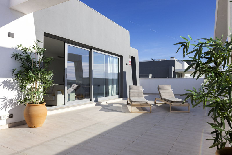 Exclusive Penthouse with Style on the New Golden Mile