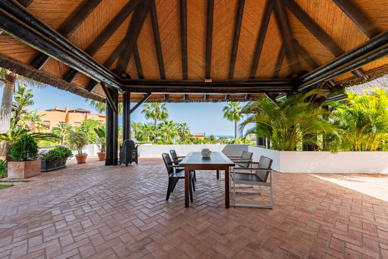 Middle Floor Apartment for Long-Term Rent in Atalaya