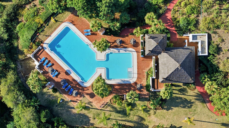 Middle Floor Apartment for Long-Term Rent in Atalaya