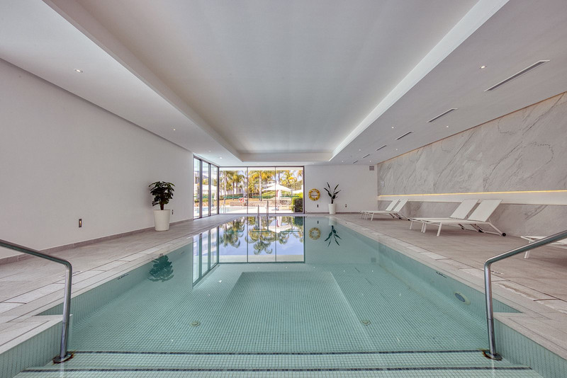 Bright Middle Floor Apartment for Long-Term Rental in Estepona