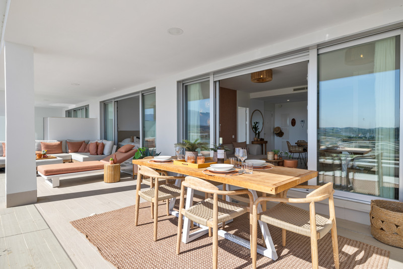 Comfort & Style: Ground Floor Apartment for Long-Term Rent in Cancelada