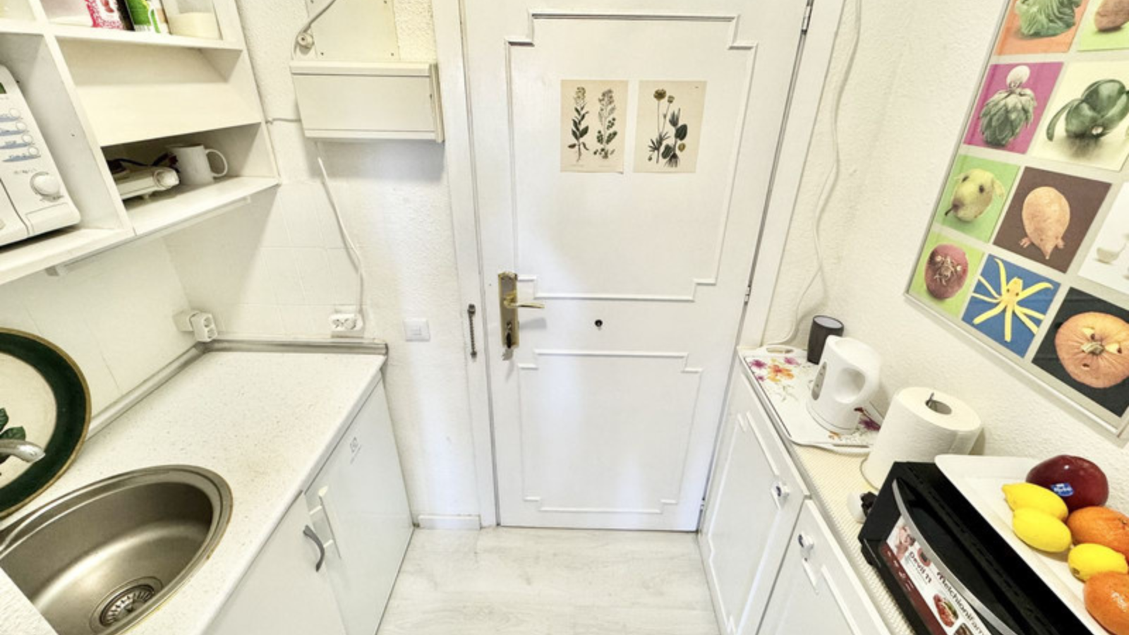 Bright Middle Floor Apartment for Long-Term Rental in Nueva Andalucía