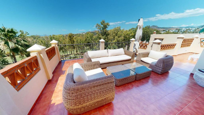 Exclusive Duplex Penthouse for Long-Term Rental in Estepona