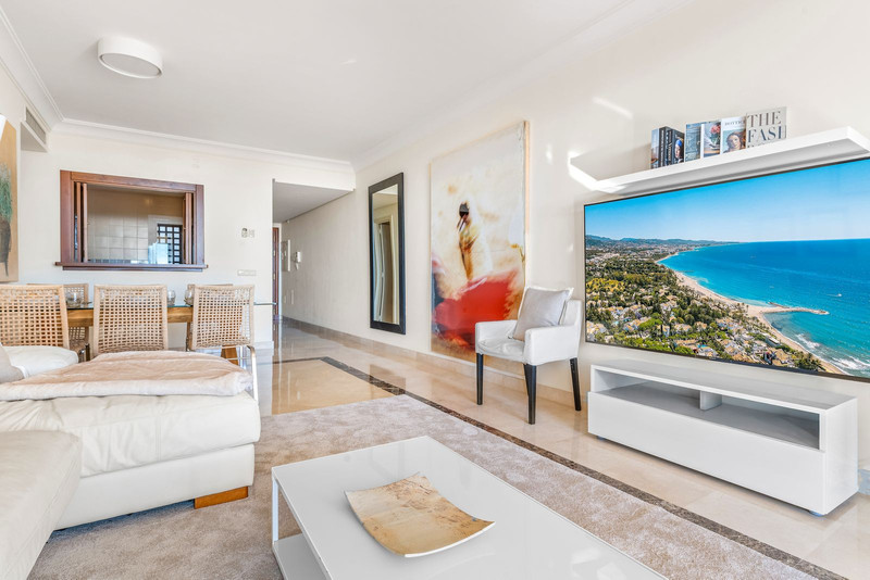 Middle Floor Apartment for Long-Term Rent in Atalaya