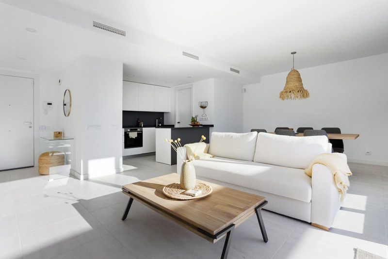 Exclusive Penthouse with Style on the New Golden Mile