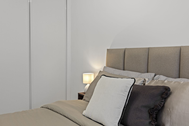 Comfort & Lifestyle: Middle Floor Apartment for Long-Term Rent in La Quinta