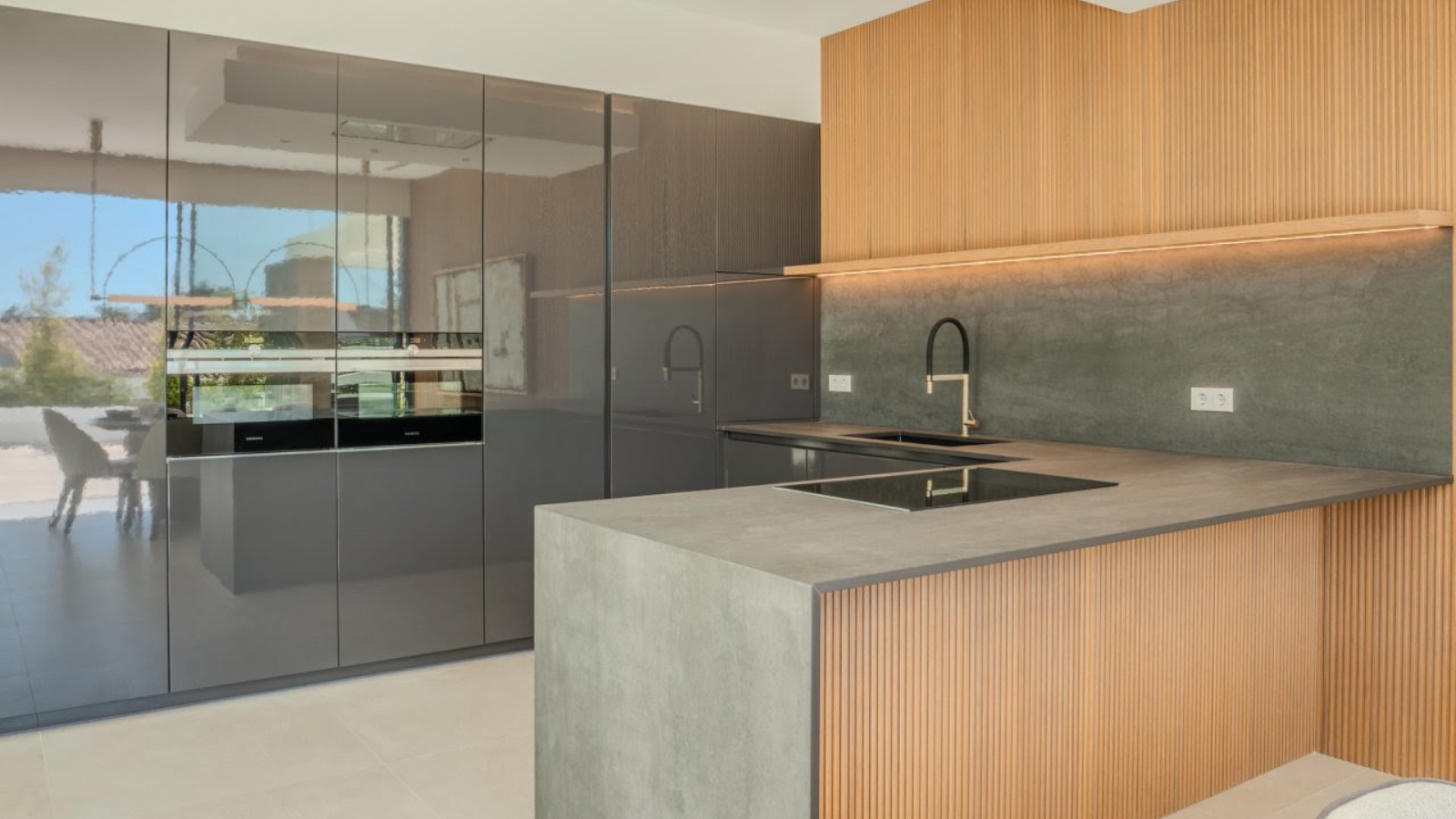 Premium Villa for Sale in Marbesa – Just Steps from the Beach