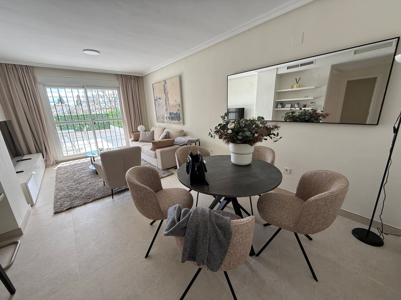 Prime Location Middle Floor Apartment for Long-Term Rent – New Golden Mile