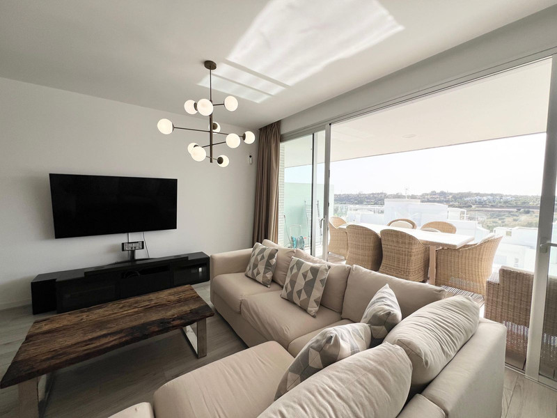 Comfort & Lifestyle: Townhouse for Long-Term Rent in Cancelada