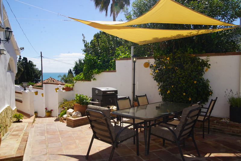 Comfort & Lifestyle: Semi-Detached House for Long-Term Rent in Mijas Costa