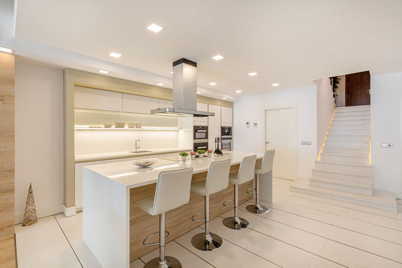 Charming Ground Floor Apartment for Long-Term Rental in Puerto Banús