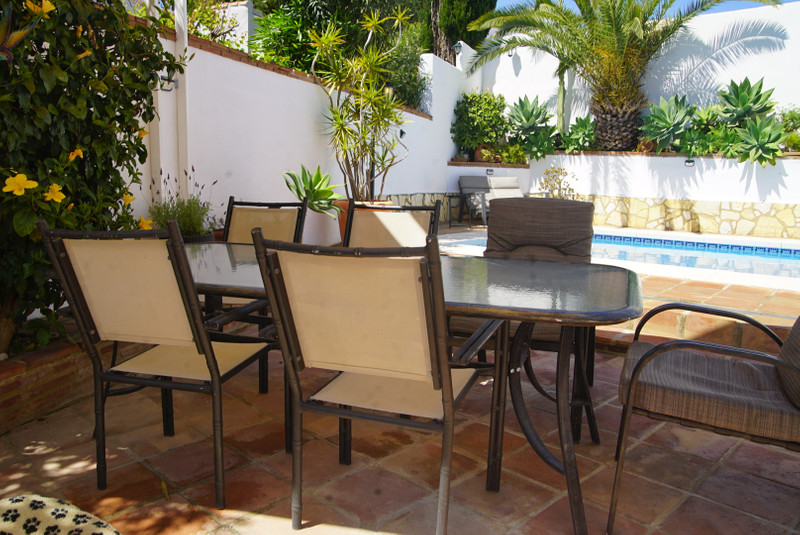 Comfort & Lifestyle: Semi-Detached House for Long-Term Rent in Mijas Costa