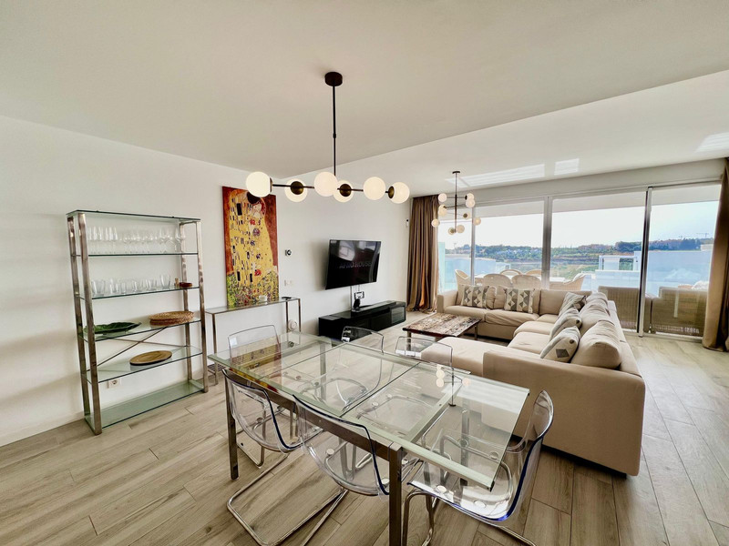 Comfort & Lifestyle: Townhouse for Long-Term Rent in Cancelada