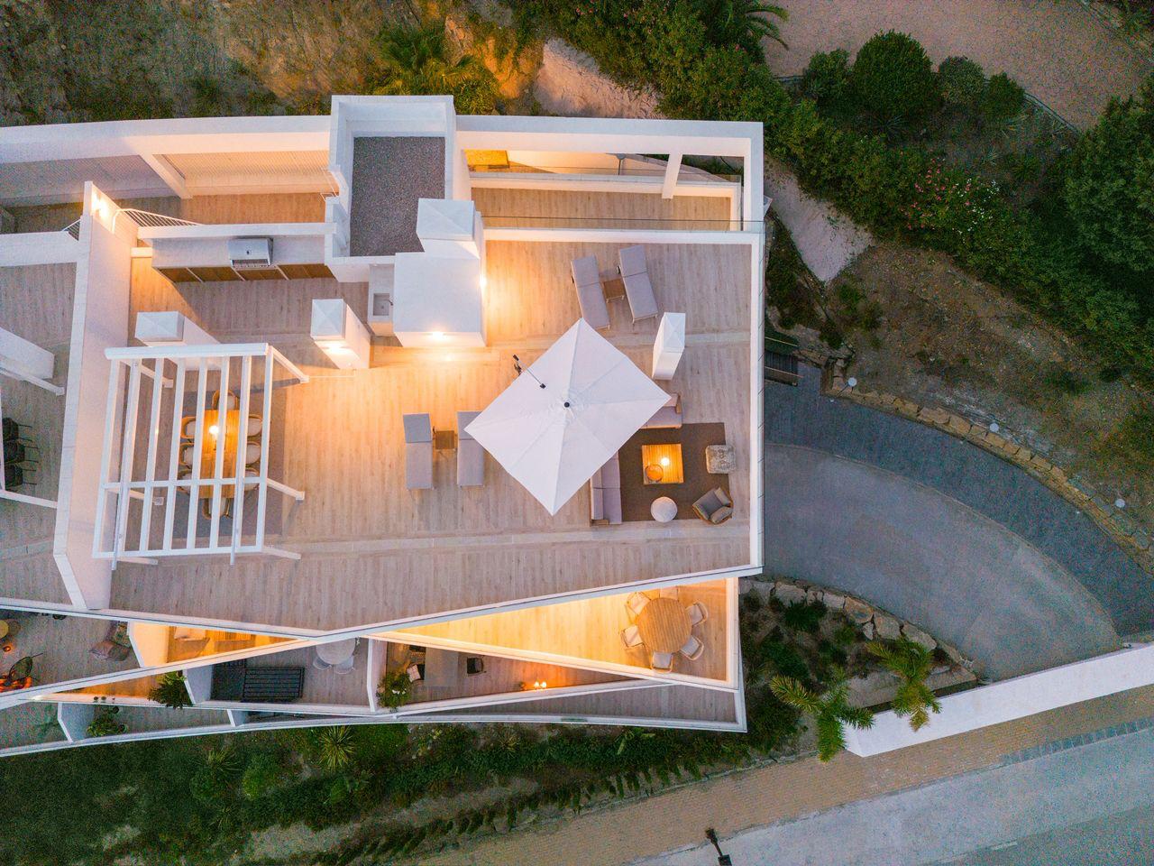 Elegant Penthouse Available for Long-Term Rent in One80