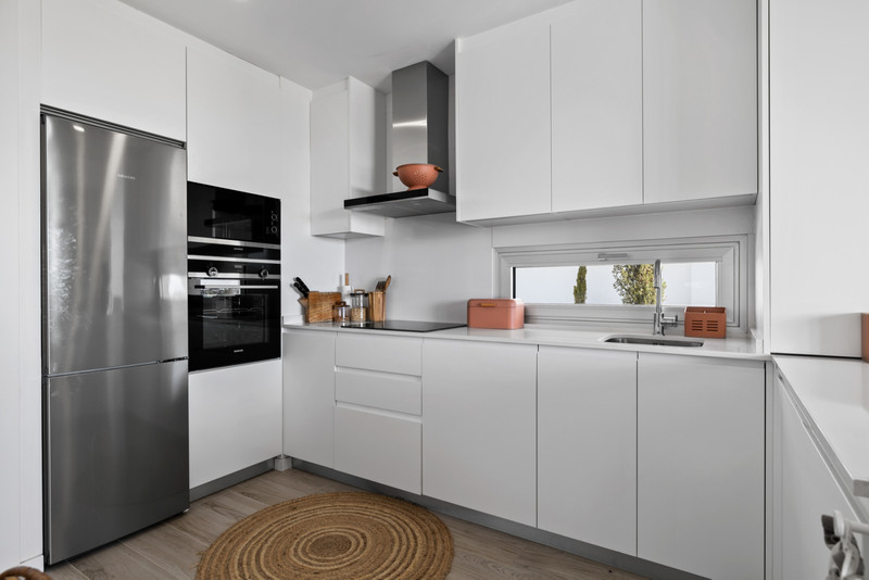 Attractive Ground Floor Apartment for Long-Term Rental in Cancelada