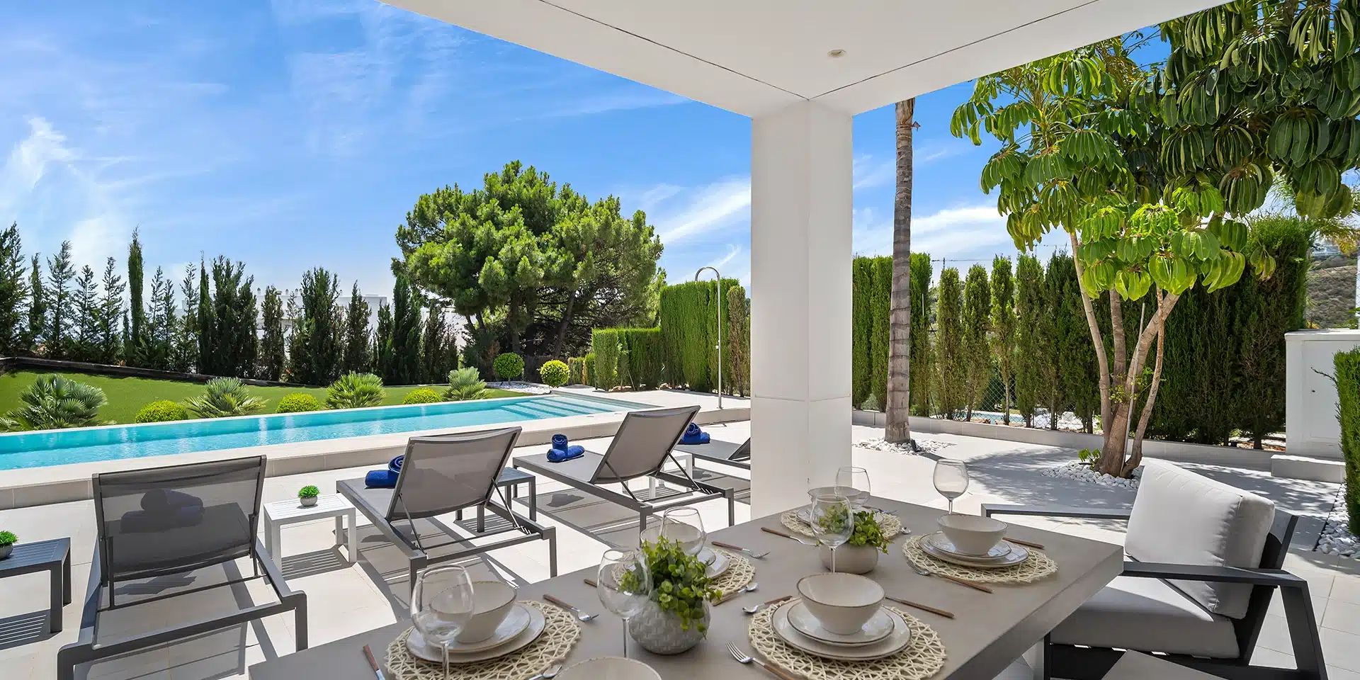 Enjoy Privacy & Comfort: Detached Villa for Long Term Rent in La Resina