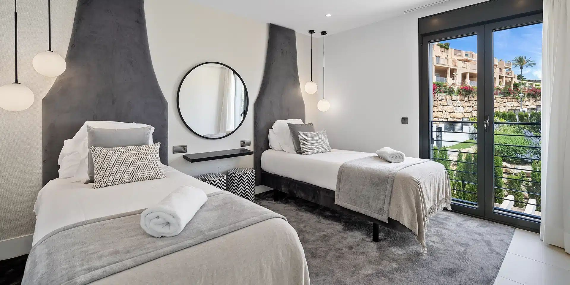 Enjoy Privacy & Comfort: Detached Villa for Long Term Rent in La Resina