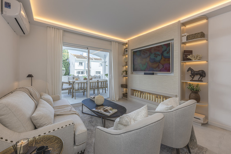 Elegant Townhouse for Sale in Aloha, Marbella