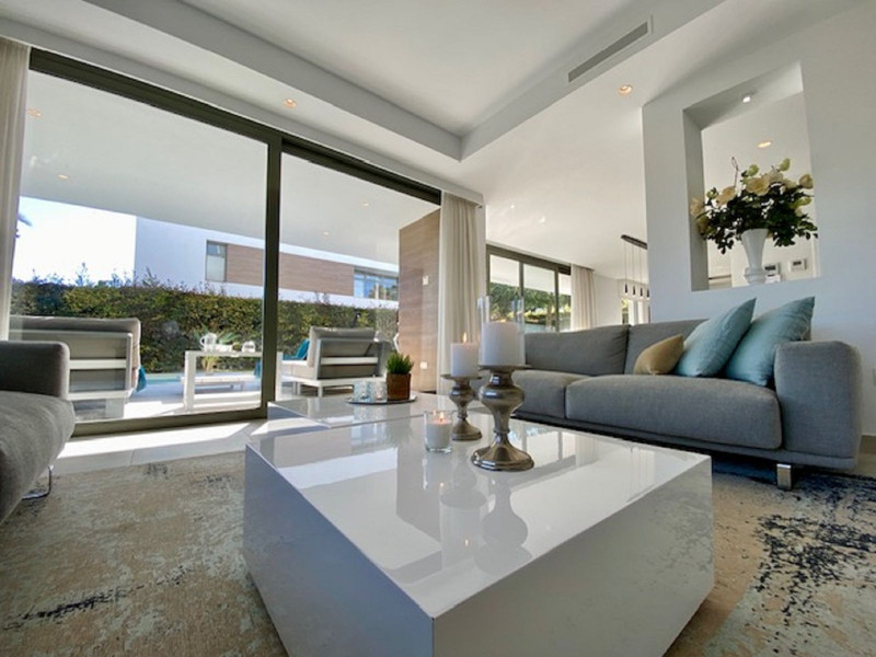 Your Dream Home in Estepona – Stunning Villa for Long-Term Rent