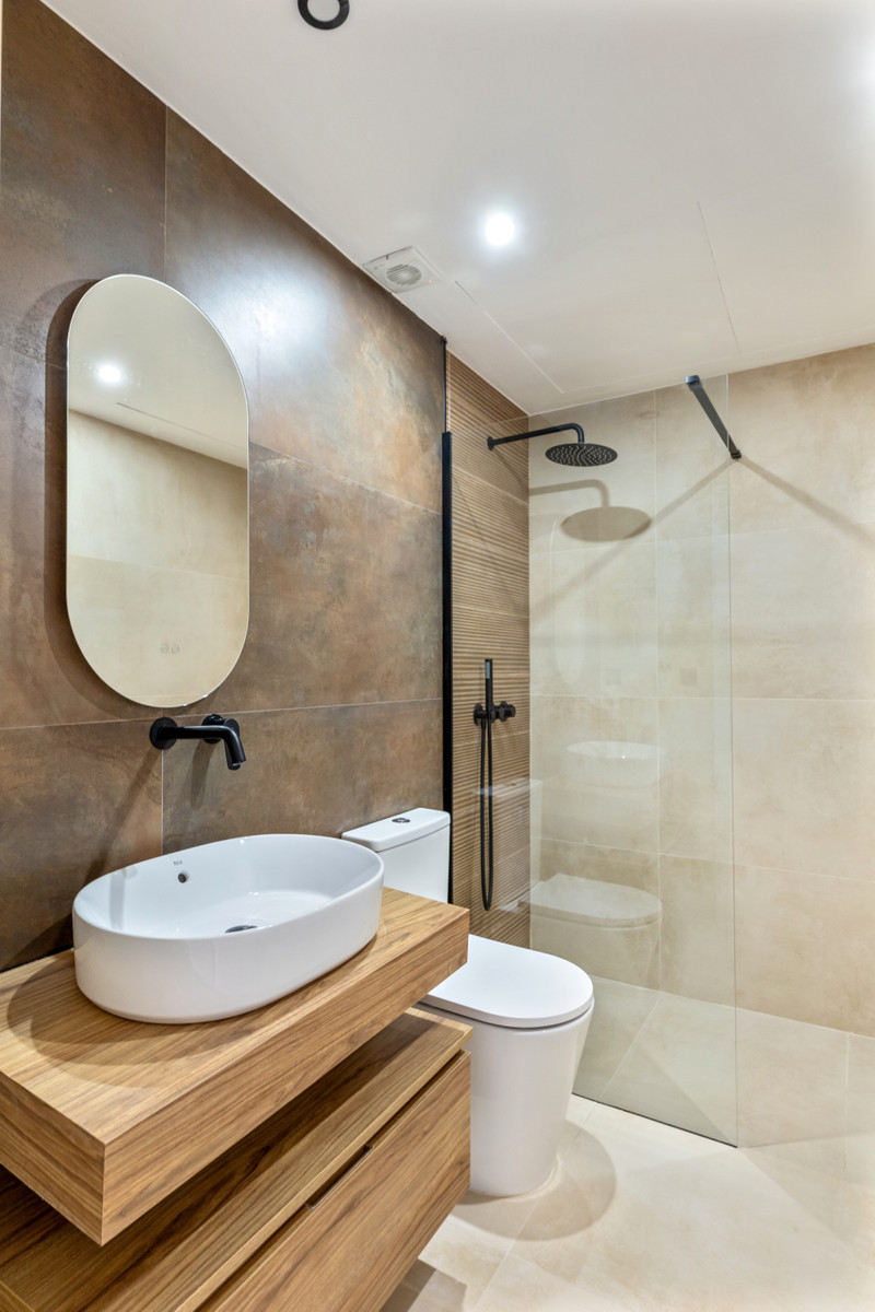 Stylish Apartment for Sale in Nueva Andalucía – Heart of Marbella’s Golf Valley