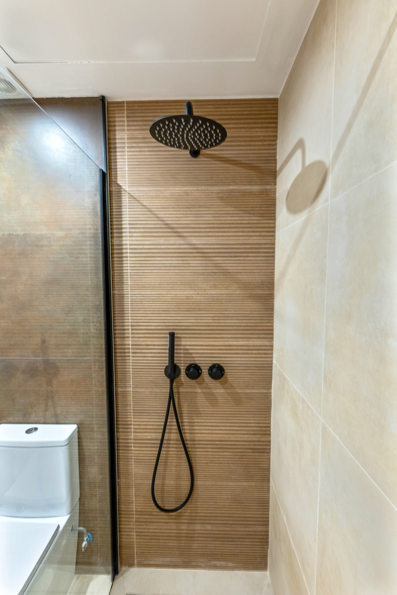 Stylish Apartment for Sale in Nueva Andalucía – Heart of Marbella’s Golf Valley