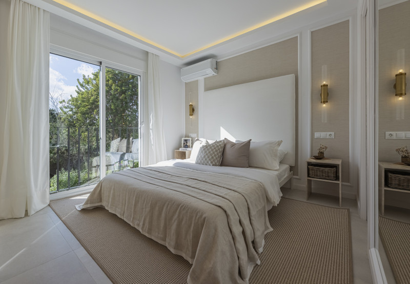 Elegant Townhouse for Sale in Aloha, Marbella