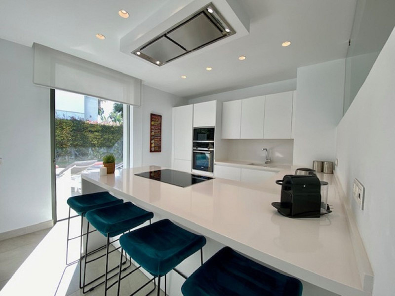 Your Dream Home in Estepona – Stunning Villa for Long-Term Rent