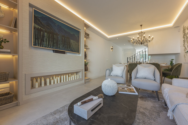 Elegant Townhouse for Sale in Aloha, Marbella