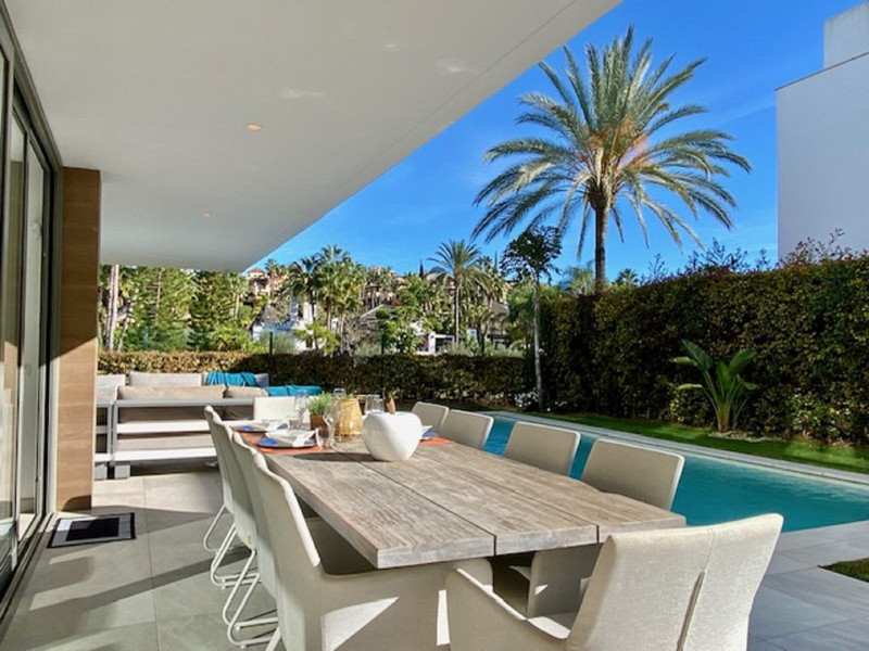 Your Dream Home in Estepona – Stunning Villa for Long-Term Rent