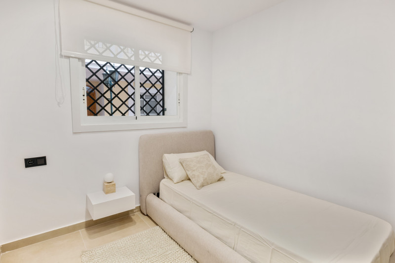 Stylish Apartment for Sale in Nueva Andalucía – Heart of Marbella’s Golf Valley