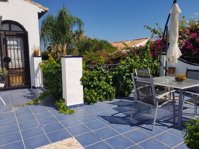 Elegant Villa for Long-Term Rental in El Rosario – Marbella Living at Its Best