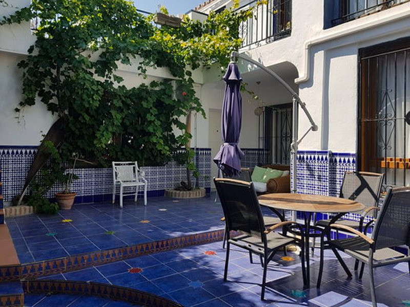 Elegant Villa for Long-Term Rental in El Rosario – Marbella Living at Its Best