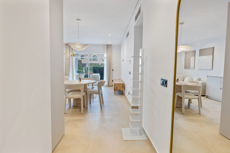 Stylish Apartment for Sale in Nueva Andalucía – Heart of Marbella’s Golf Valley