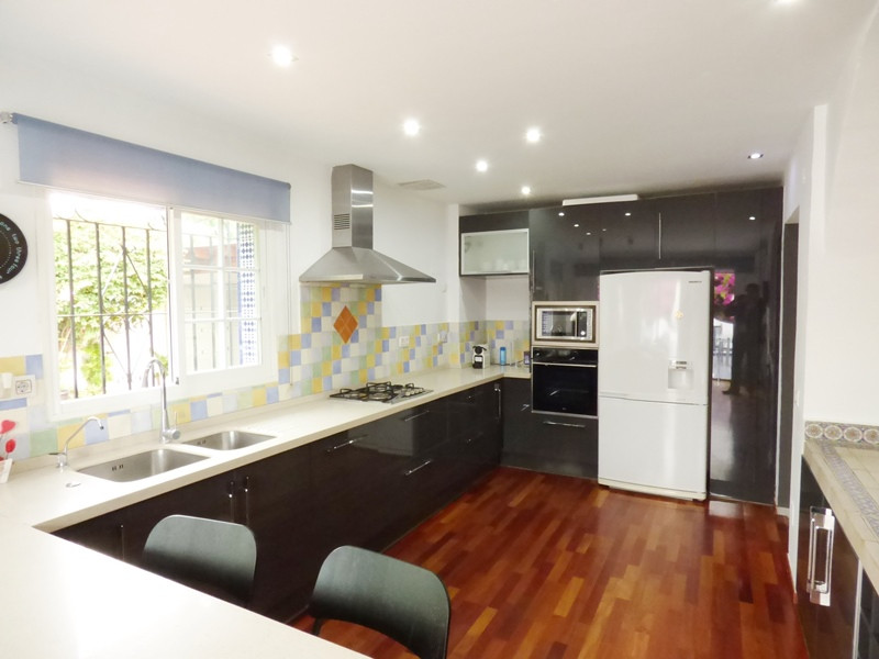 Elegant Villa for Long-Term Rental in El Rosario – Marbella Living at Its Best