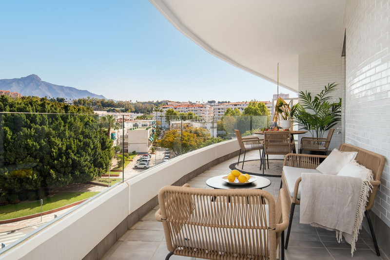 Beautiful Apartment for Sale in Nueva Andalucía – Live the Marbella Lifestyle