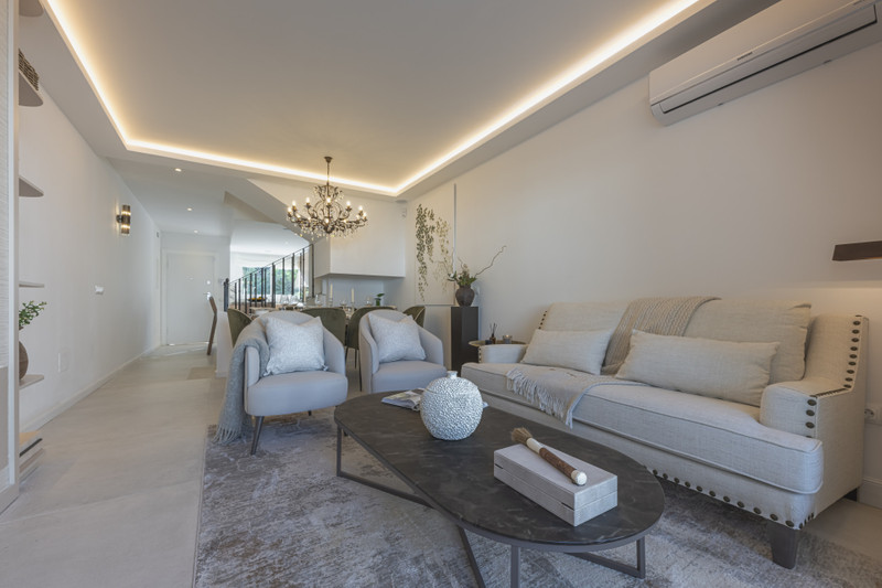 Elegant Townhouse for Sale in Aloha, Marbella