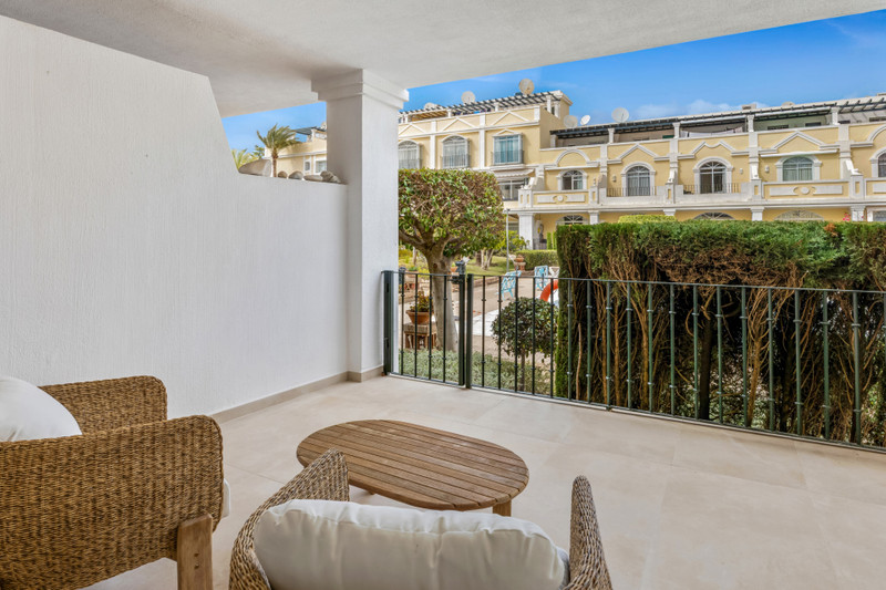 Stylish Apartment for Sale in Nueva Andalucía – Heart of Marbella’s Golf Valley