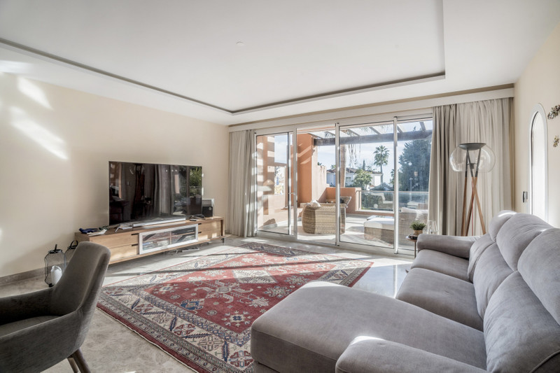 Stunning Mid-Floor Apartment for Sale in Nueva Andalucía, Marbella