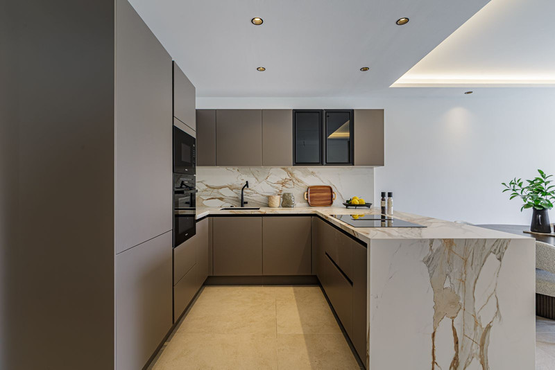 Luxury Townhouse for Sale in Nueva Andalucía – Prime Marbella Location